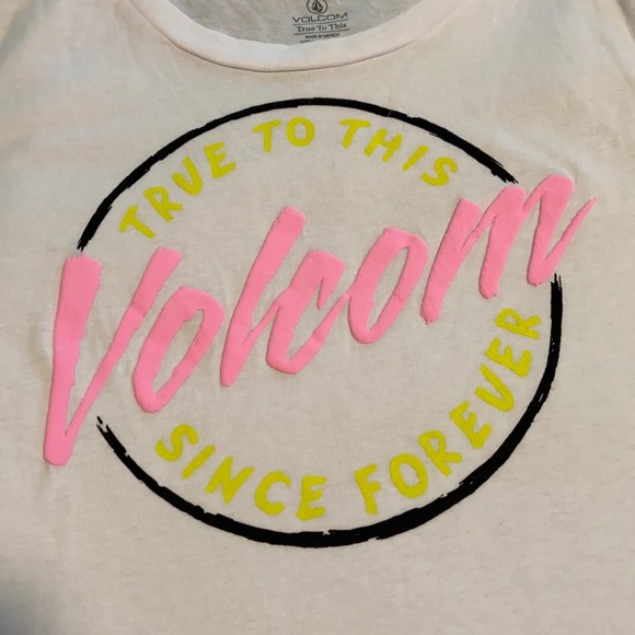 Women’s Crewneck by Volcom Brand.  NWT! - Picture 8 of 16
